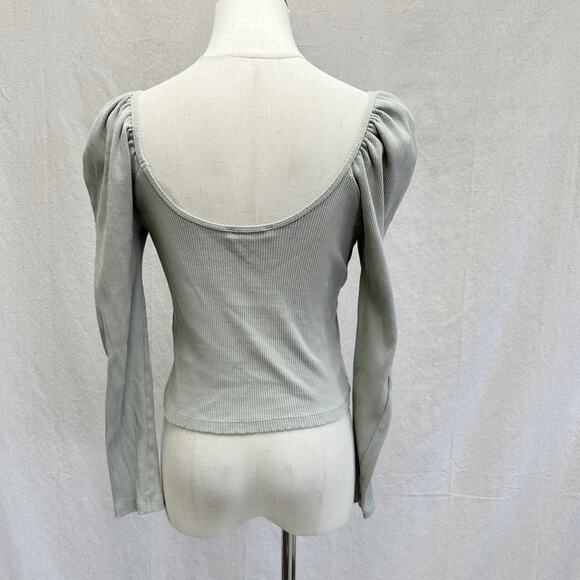 Zara sage green ribbed puff sleeve semi crop top, scoop neck Medium - Picture 12 of 13